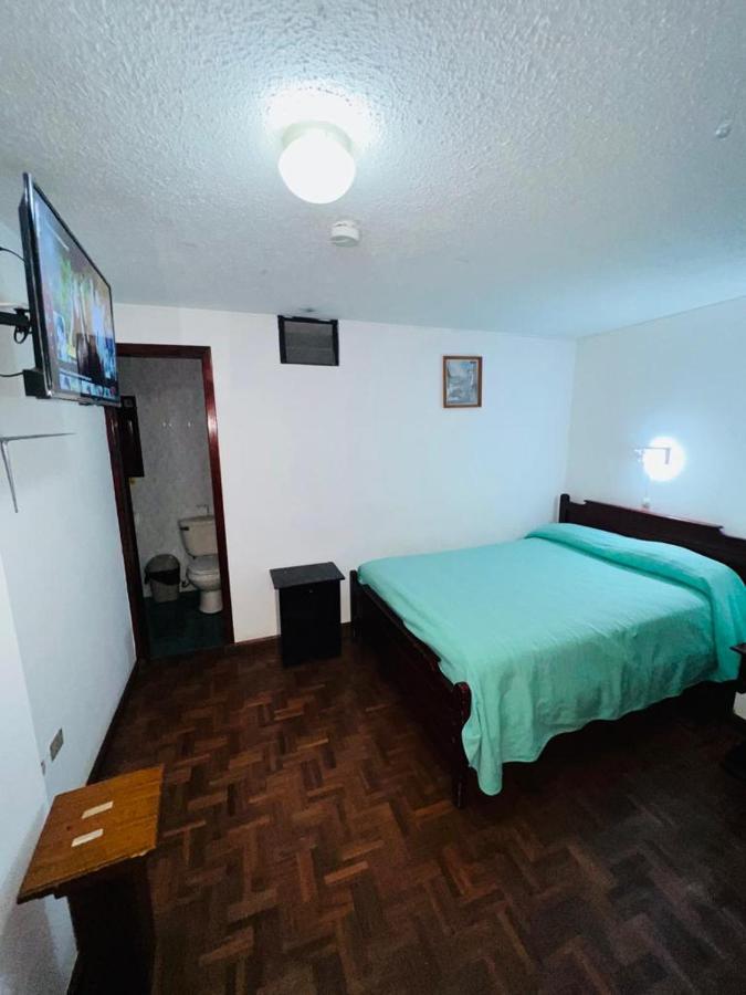 Hotel Estrellita Inn Alameda Quito Quarto foto